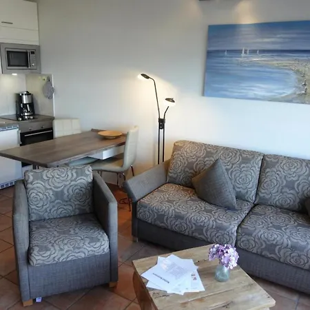 Sprotte Apartment *